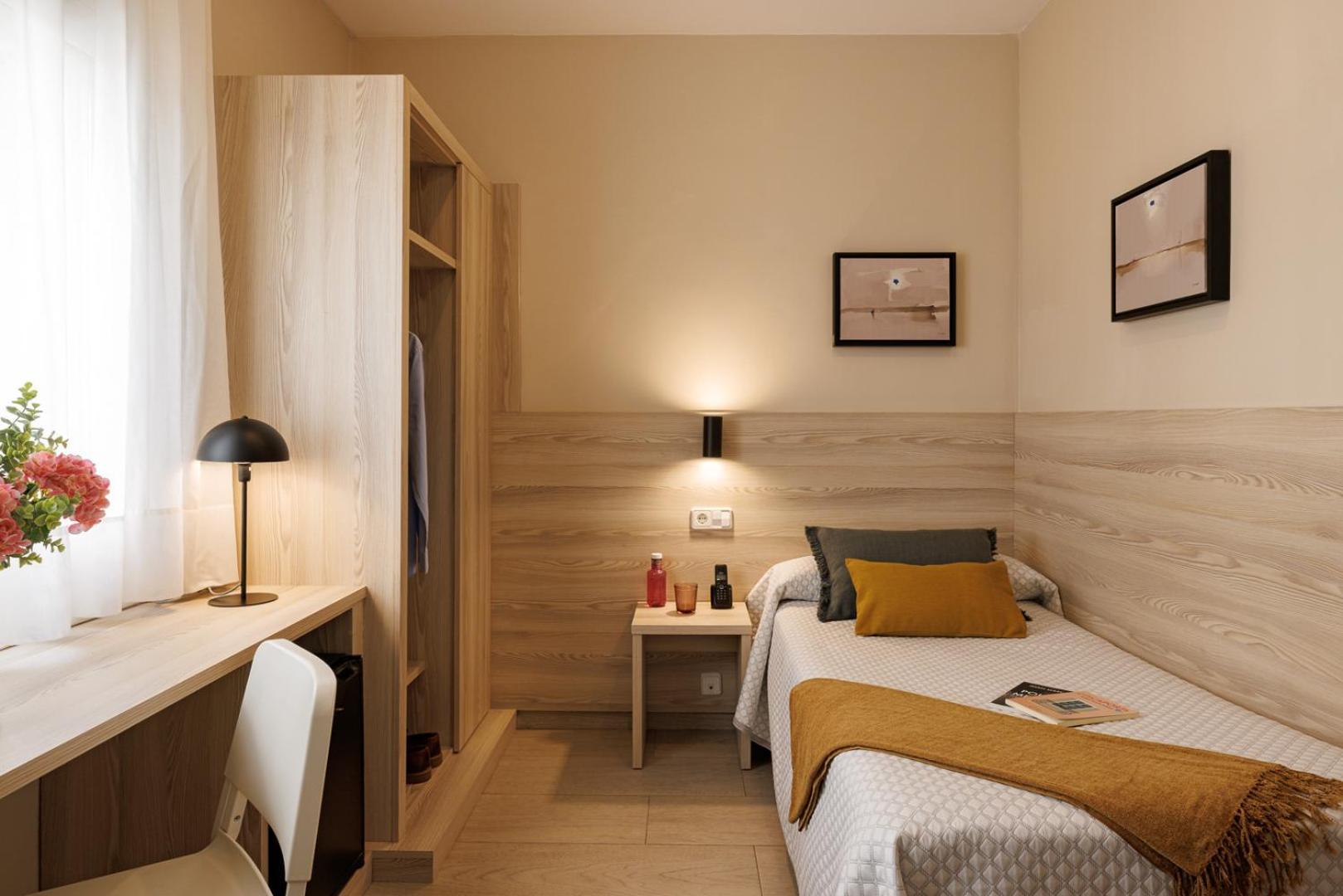 Bonanova Park Hotel Barcelona Bagian luar foto