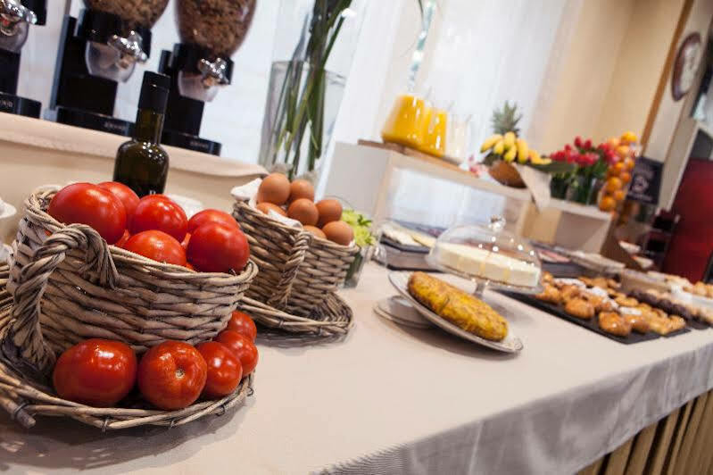 Bonanova Park Hotel Barcelona Bagian luar foto